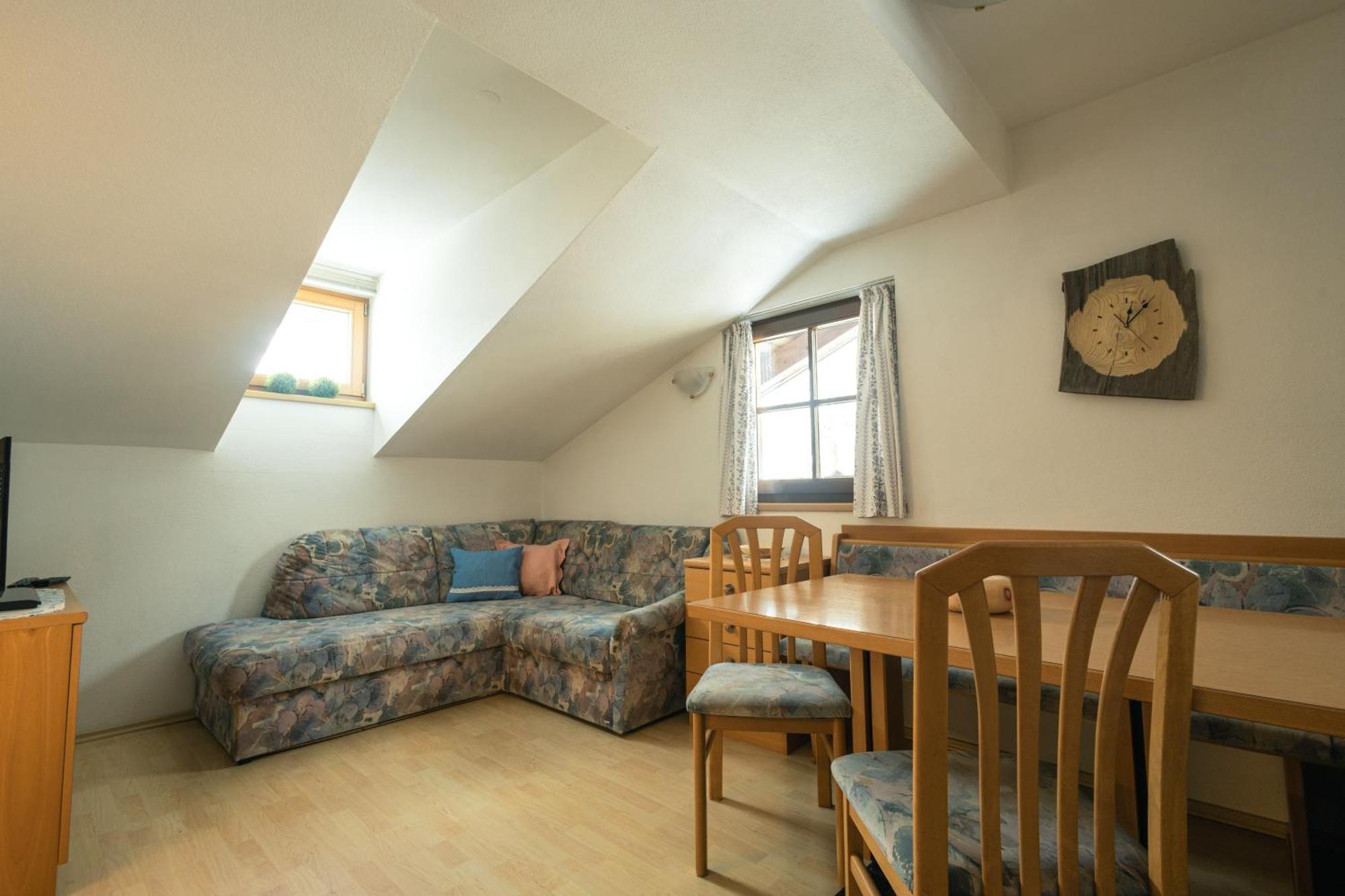 Oberlinderhof Apartment Кадипиетра Екстериор снимка