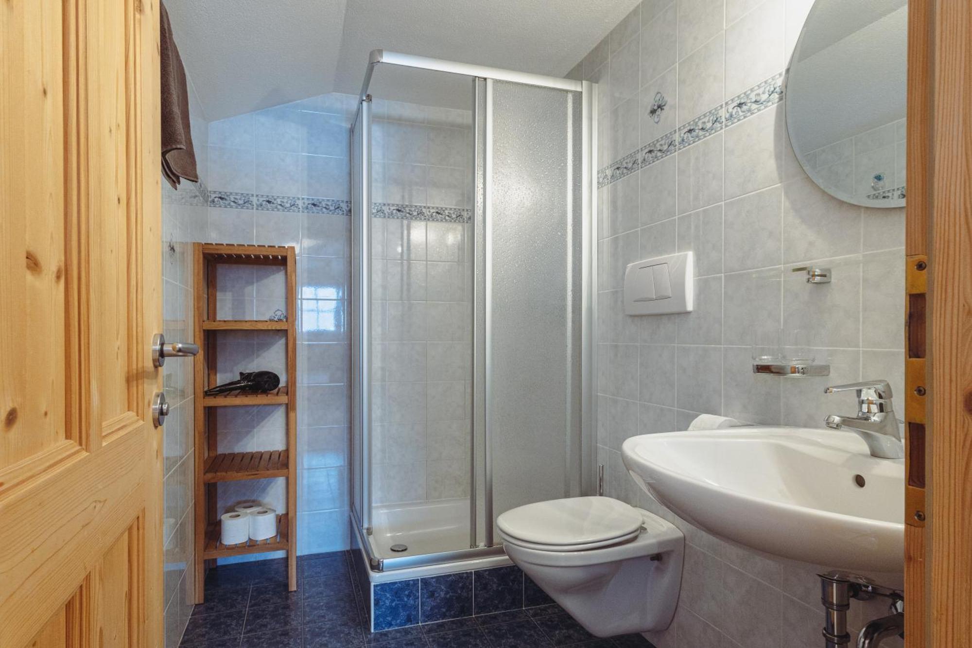 Oberlinderhof Apartment Кадипиетра Екстериор снимка